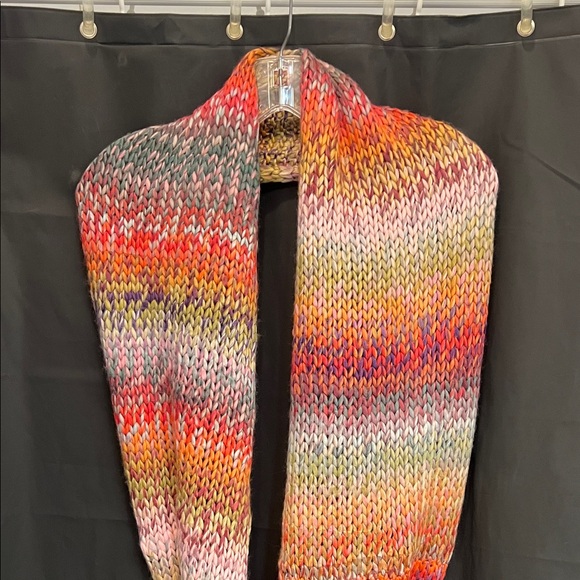 Multicolor Knit Women's Scarf - Picture 1 of 6